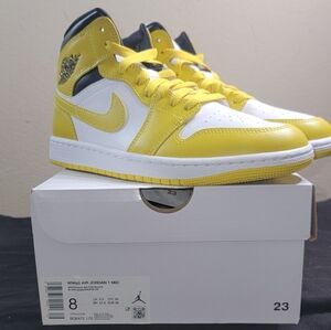 Women's Air Jordan 1 MID